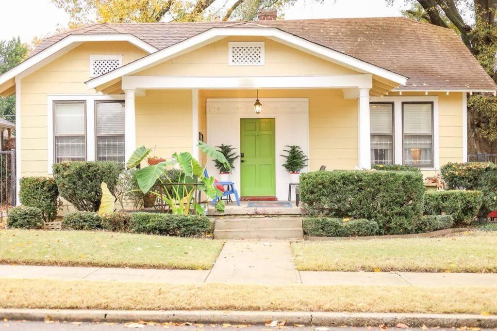 J Birds' Bungalow In The Heart Of Midtown ممفيس المظهر الخارجي الصورة